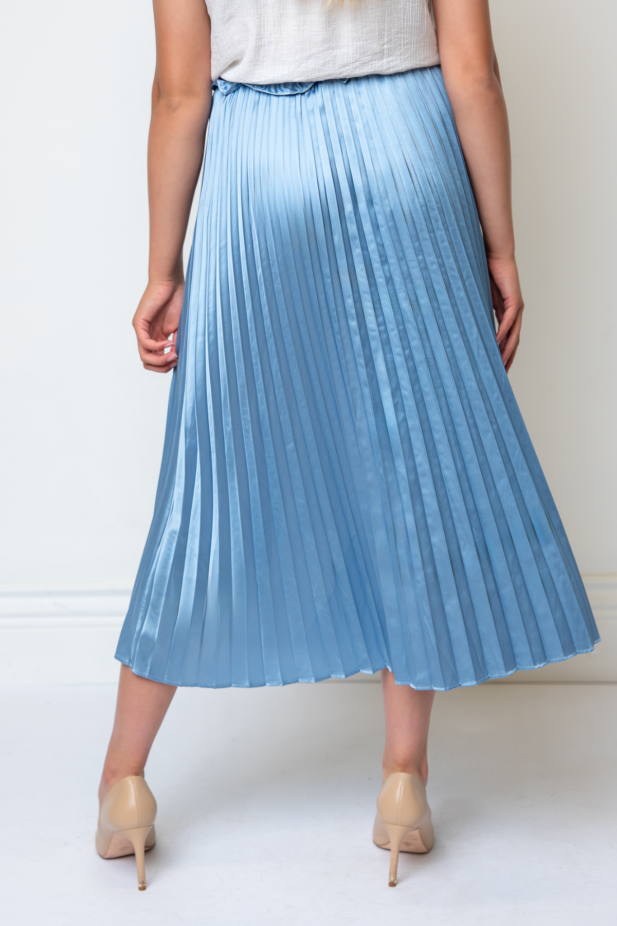 Gabriella Pleated Skirt in Powder Blue