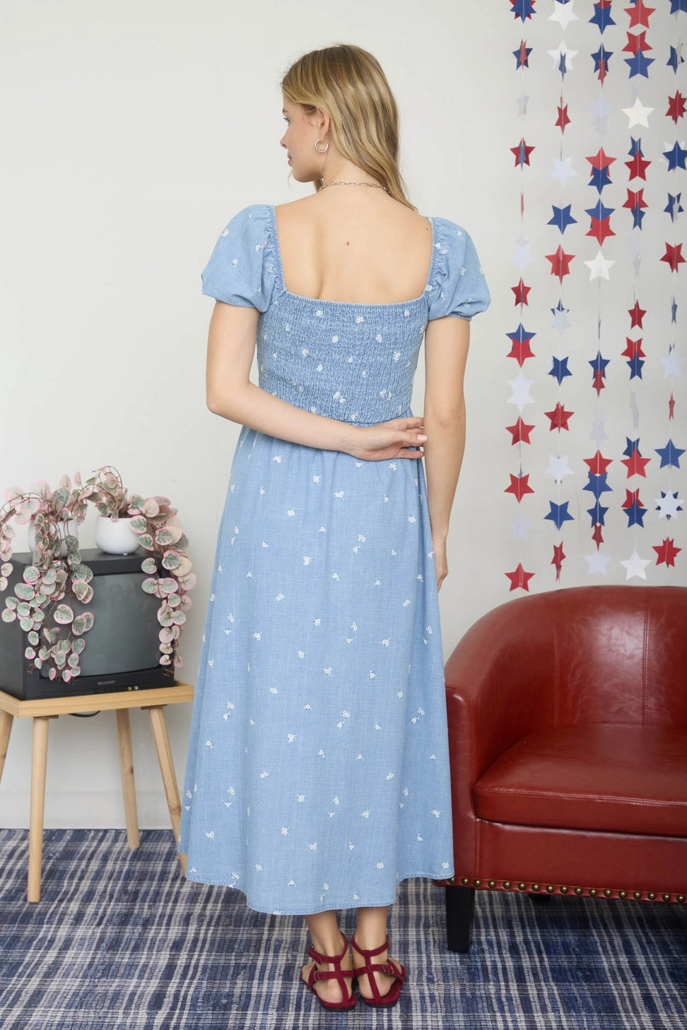 Floral Embroidery Midi Dress