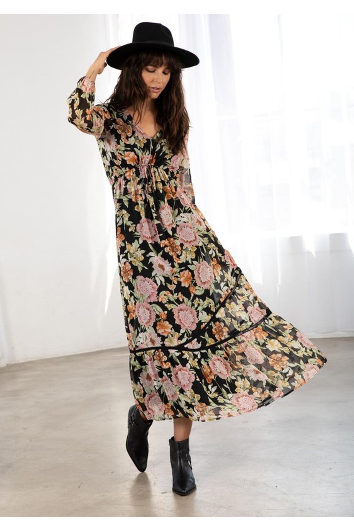 Amal Floral Maxi Dress